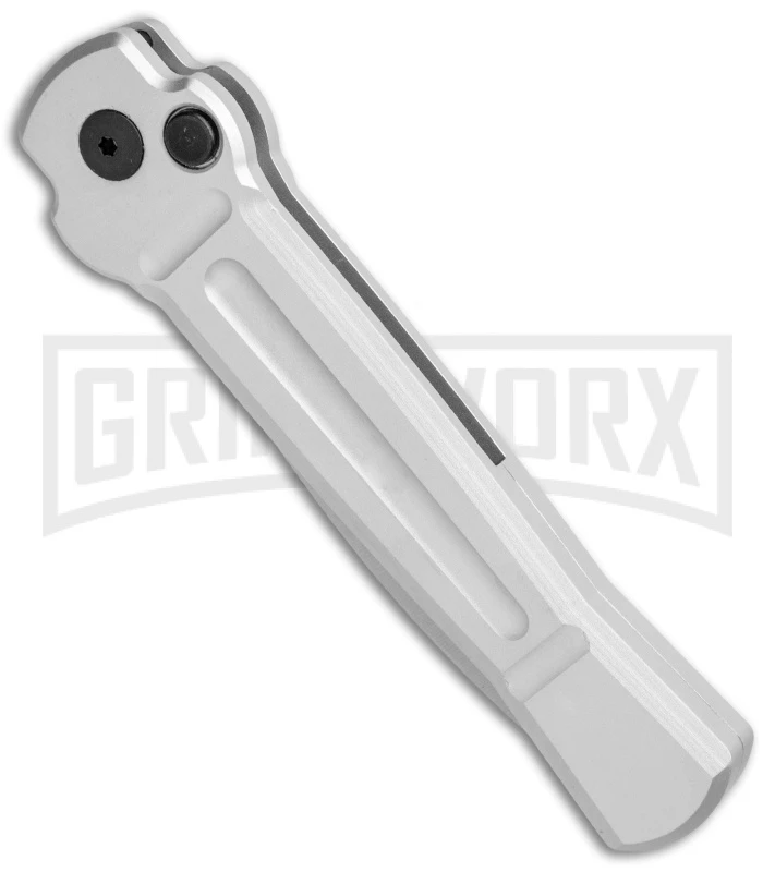 AKC X-treme Ace Silver Automatic Knife - Satin Plain 2 AKC X-treme Ace Silver Automatic Knife - Satin Plain - Image 2