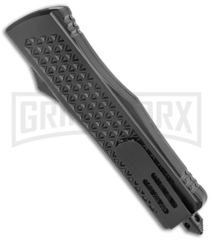 Rumble Black D/A OTF Automatic Knife Diamond Grid Pattern - Dagger, 2 Tone 3 Rumble Black D/A OTF Automatic Knife Diamond Grid Pattern - Dagger, 2 Tone - Image 3